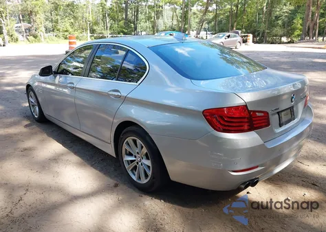 2015 BMW 528I xDrive из США, поврежденный, VIN WBA5A7C53FD626613